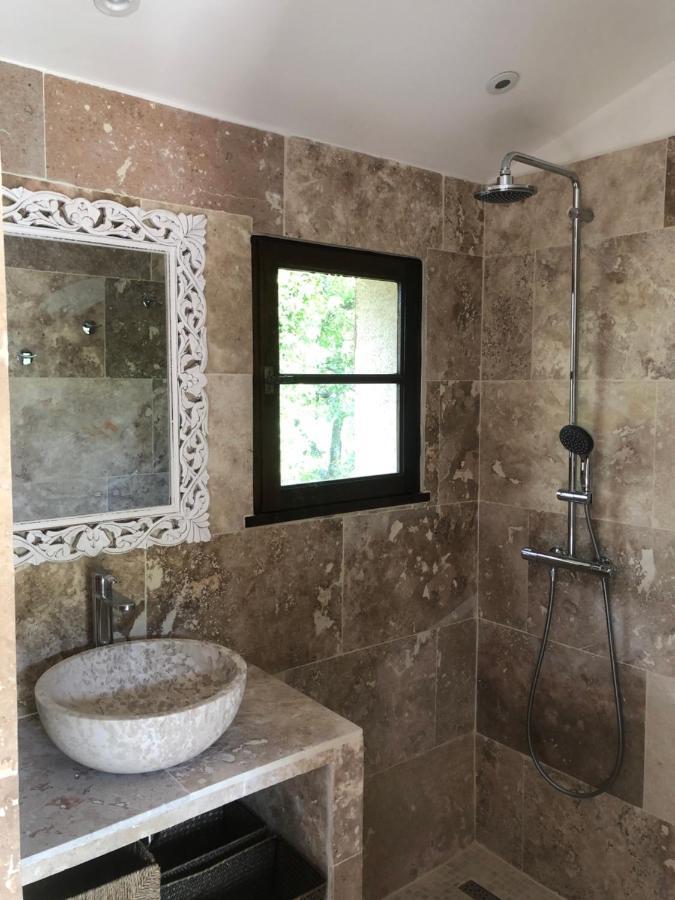 Les Mazets De La Cascade Apartment ซาแลนส์ ภายนอก รูปภาพ