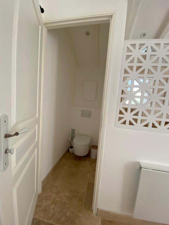 Les Mazets De La Cascade Apartment ซาแลนส์ ภายนอก รูปภาพ