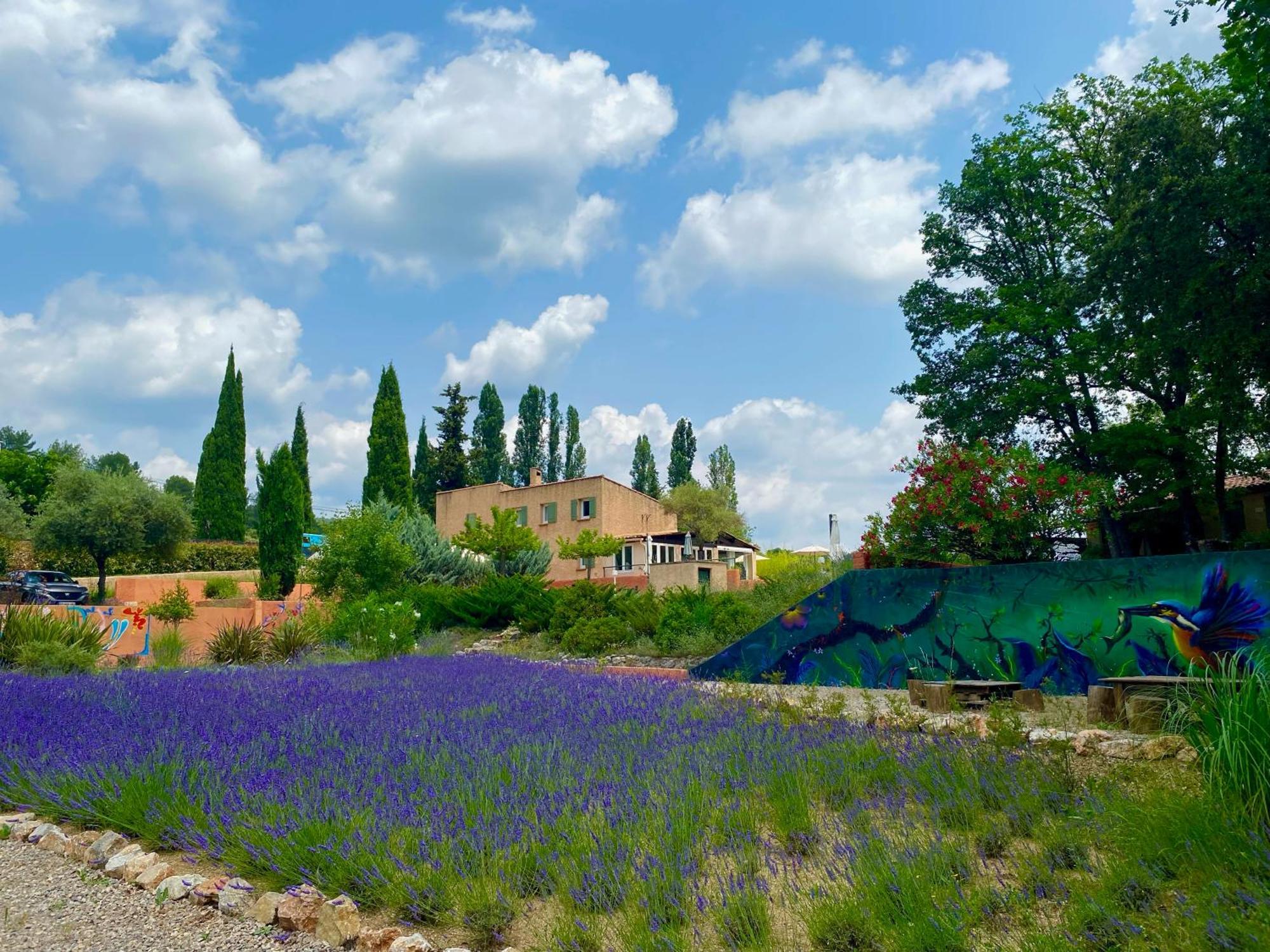Les Mazets De La Cascade Apartment ซาแลนส์ ภายนอก รูปภาพ